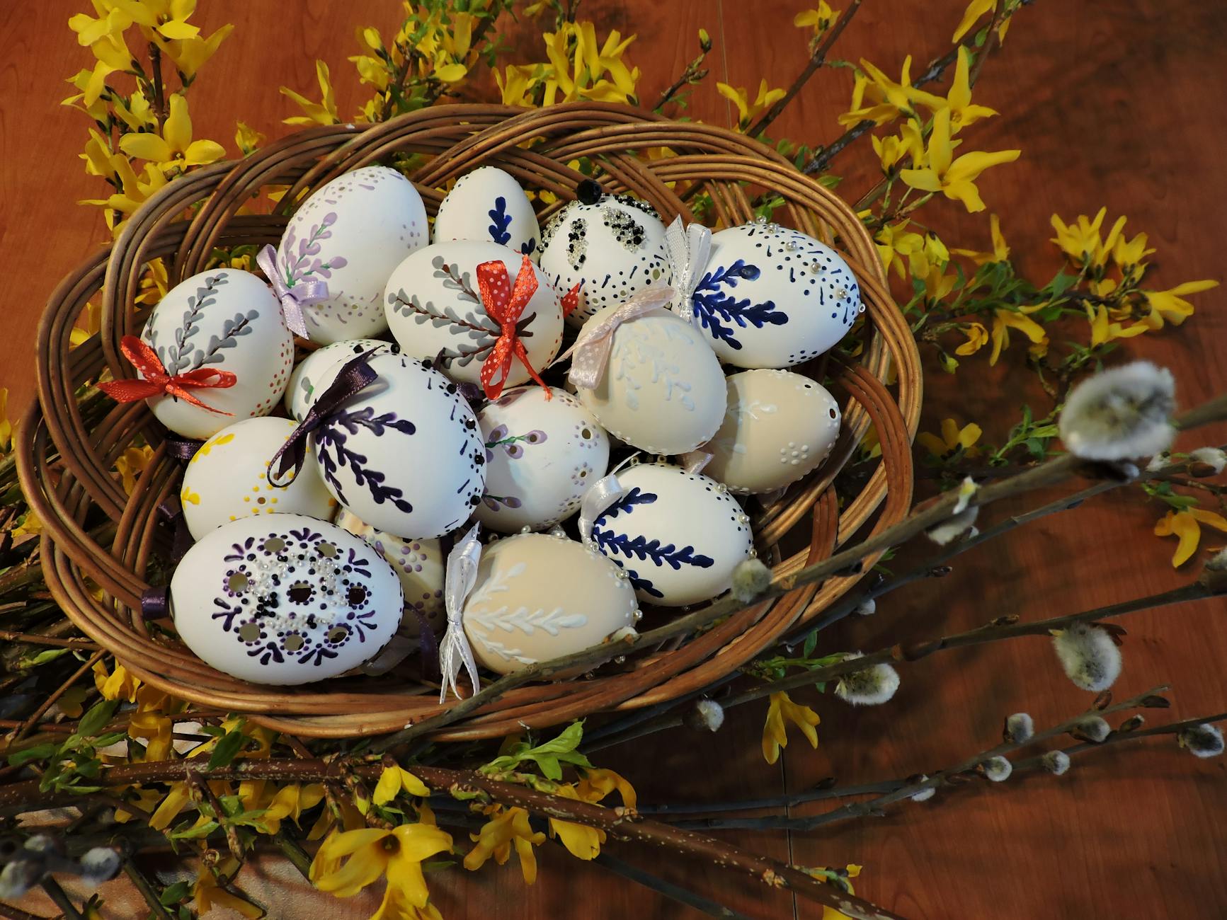 Ilustracja przedstawiająca problemy smogu w Sosnowcu i nadchodzącą weekendową pogodę.